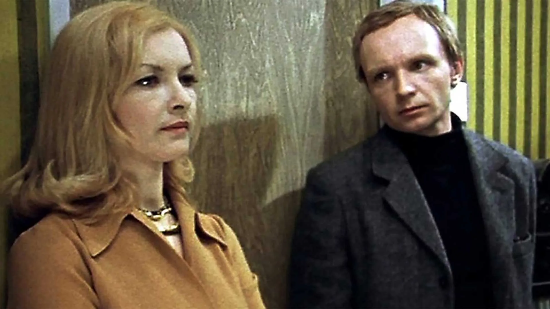 Фильм «Ирония судьбы, или С лёгким паром» Кадр из фильма «Ирония судьбы, или С лёгким паром»